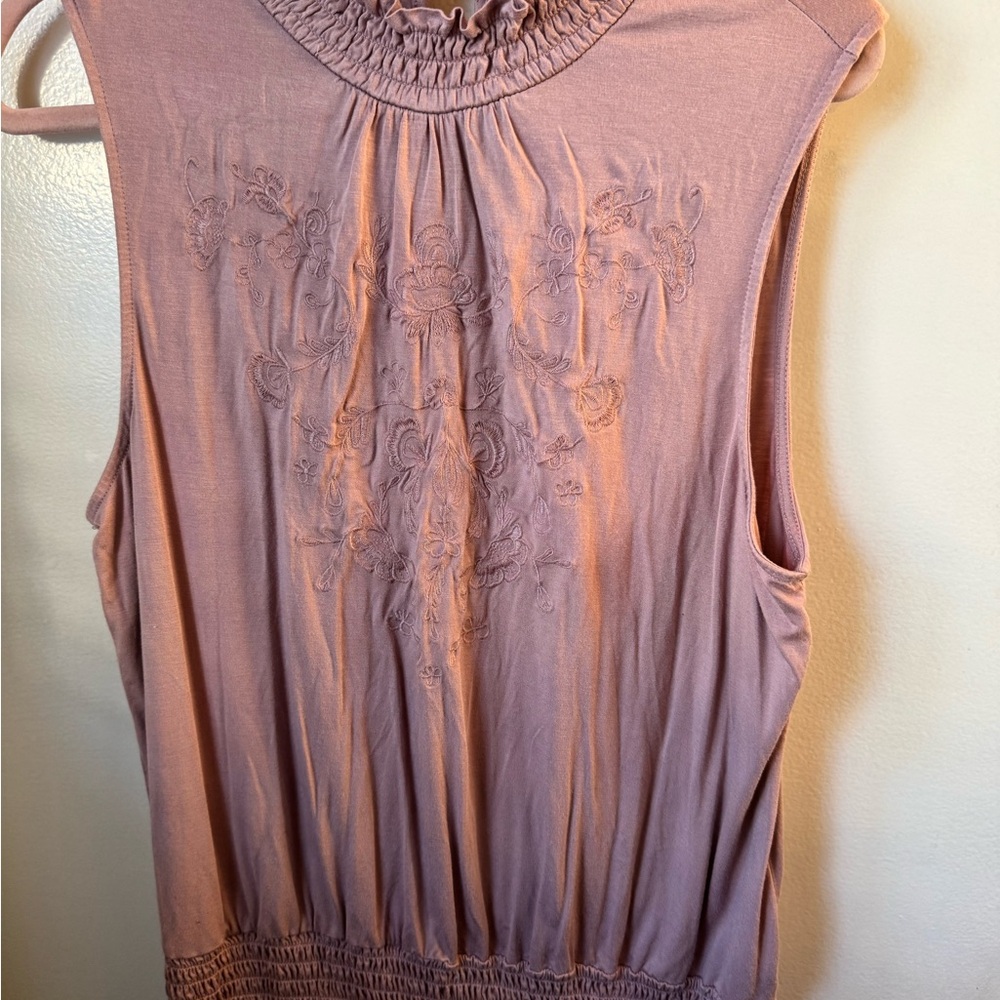 Cable & Gauge Dusty Pink Embroidered Tank Top